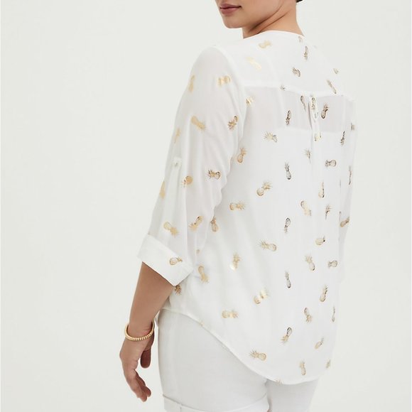 New Torrid Harper White/Gold Pineapple Georgette Pullover Blouse - Picture 2 of 6